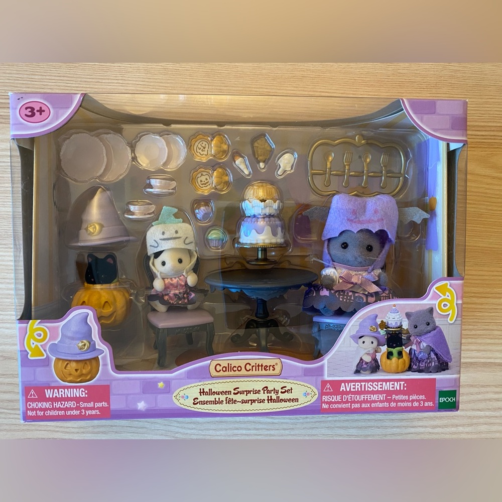 Calico Critters Halloween Surprise Party Set 🌟NEW🌟